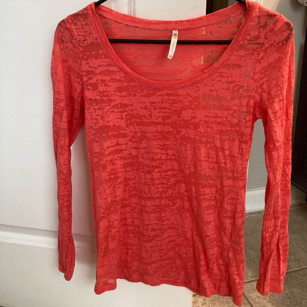 Splash Brand  Thin Orange Shirt